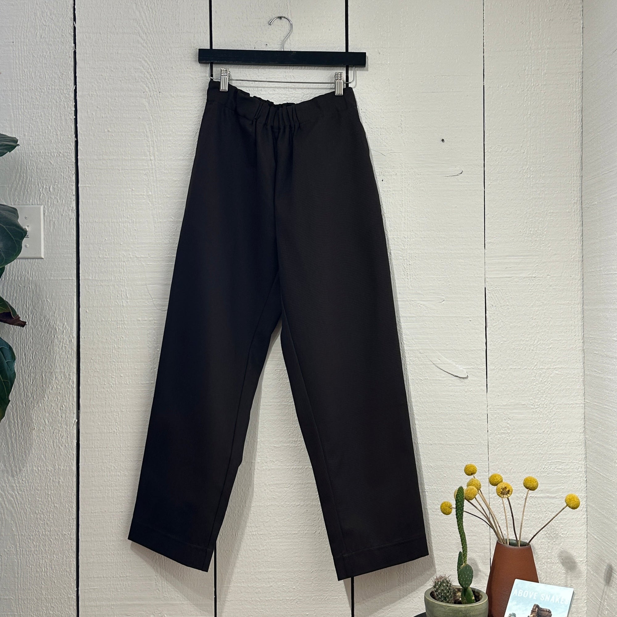 WF Cafe Pant in Espresso Brushed Denim