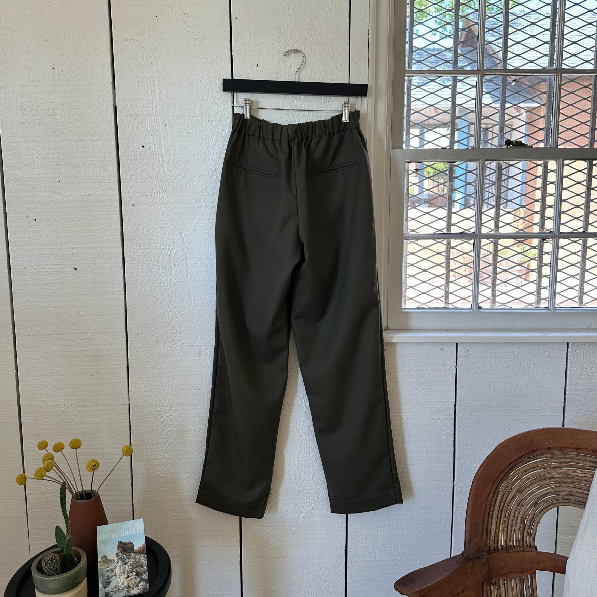 WF Office Pant in Olive Wool Gabardine