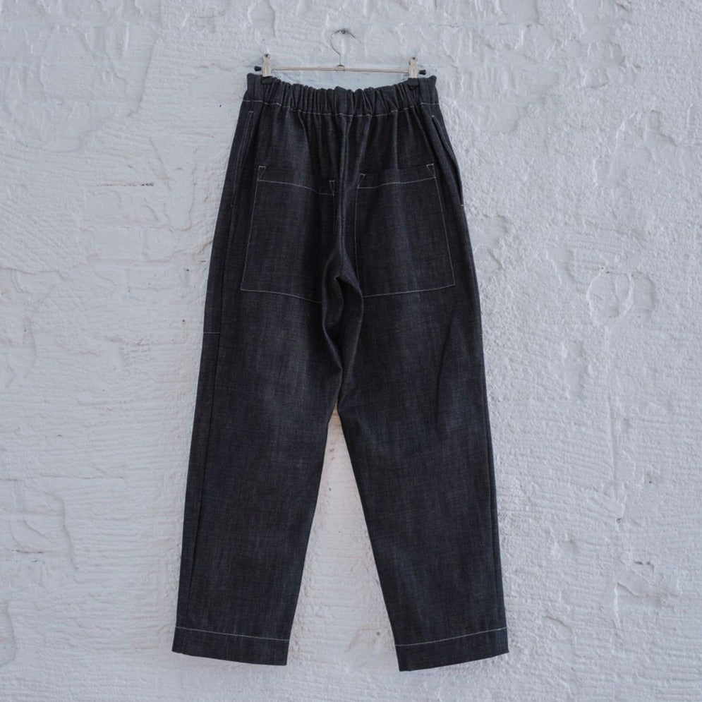 WF Cafe Pant in Black Denim